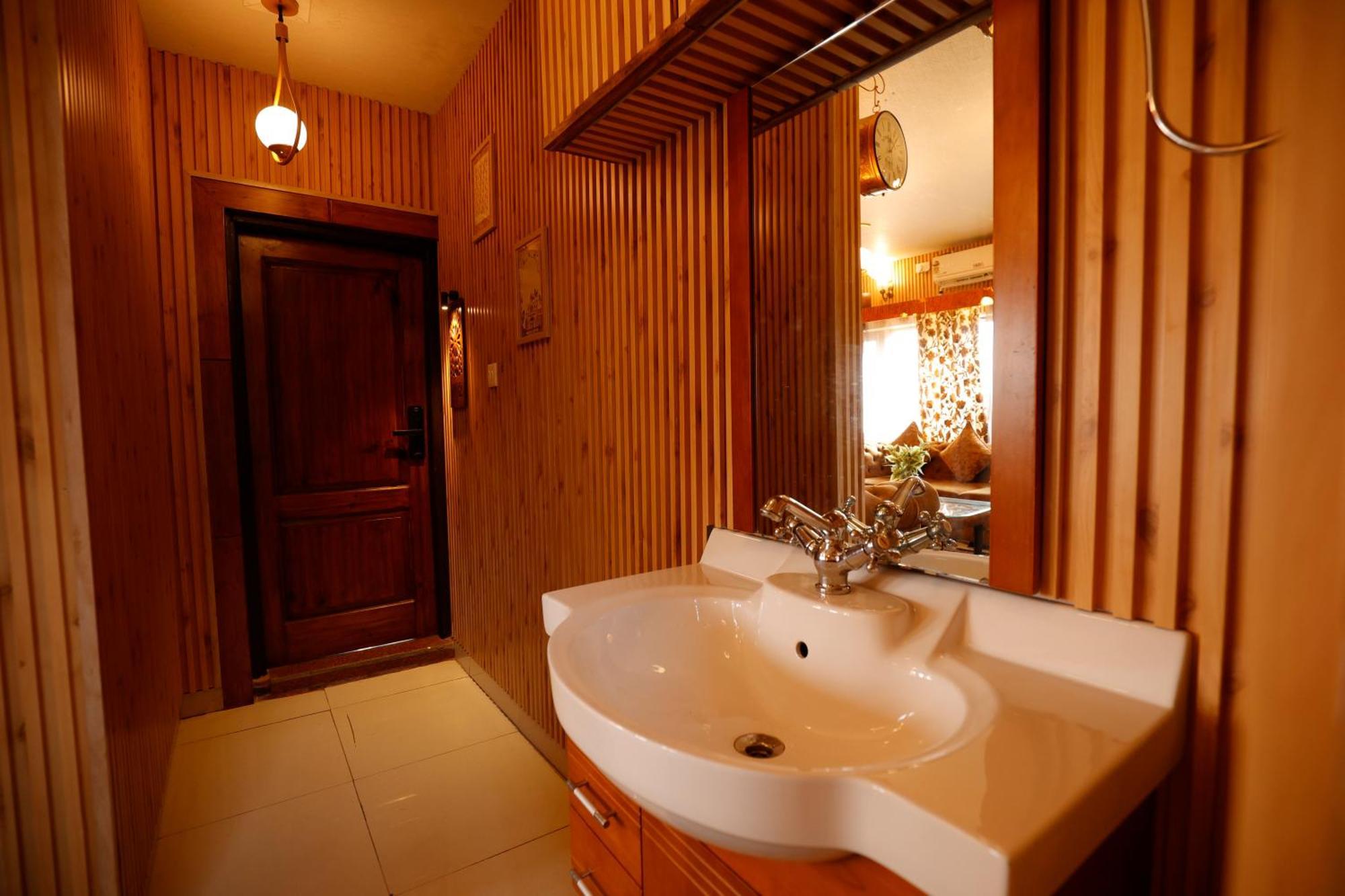 Walisons Peace Resort Pahalgām エクステリア 写真